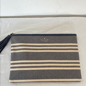 Kate Spade Navy and Cream Textured Cotton and Leather Pouch EUC